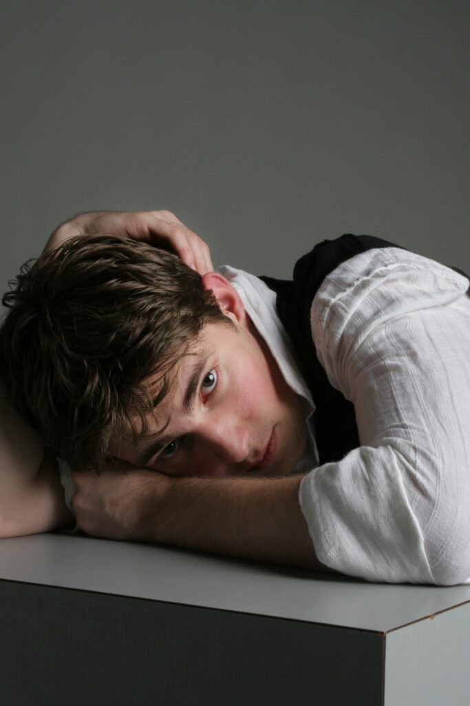 Signs He’s Only With You Until Someone Better Comes Along